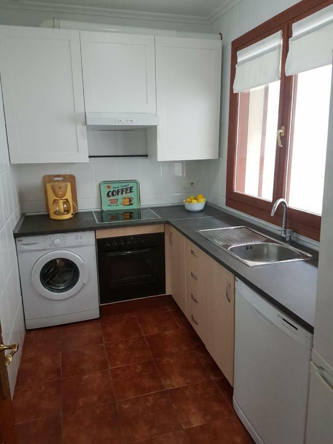 הוילה Casa Jardin Argoños מראה חיצוני תמונה